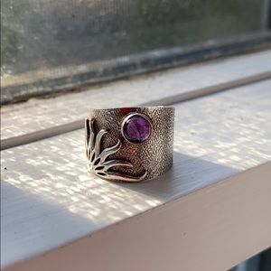 925 Sterling Silver Ring: Semi-precious stone
